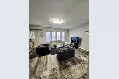 2315 E 70th Place #213, Chicago, IL 60649 - Photo 3