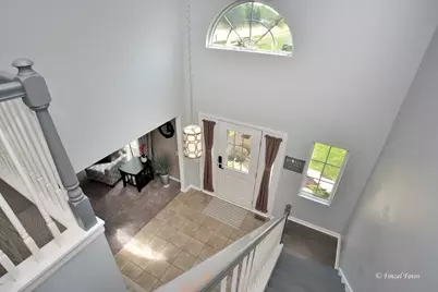 300 Briarwood Lane, Algonquin, IL 60102 - Photo 9