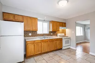 808 Mackinaw Ave, Calumet City, IL 60409 - Photo 3