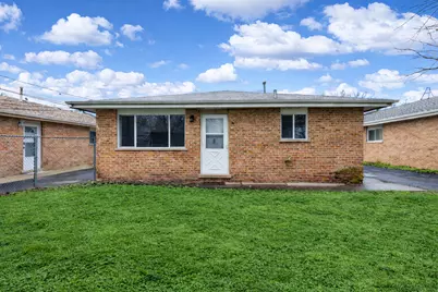 808 Mackinaw Avenue, Calumet City, IL 60409 - Photo 9