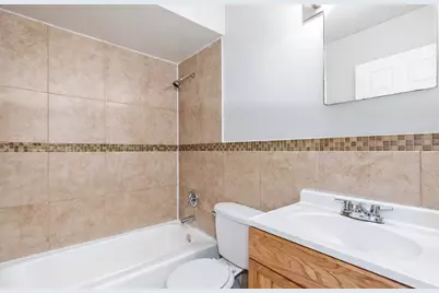 808 Mackinaw Avenue, Calumet City, IL 60409 - Photo 7
