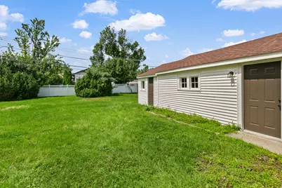 7742 S Oketo Avenue, Bridgeview, IL 60455 - Photo 21