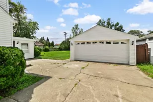 7742 S Oketo Ave, Bridgeview, IL 60455 - Photo 19