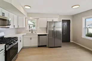 7742 S Oketo Ave, Bridgeview, IL 60455 - Photo 3
