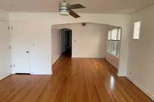 5430 W Berteau Ave, Chicago, IL 60641 - Photo 11