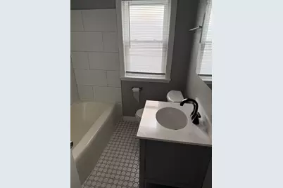 5430 W Berteau Avenue #1, Chicago, IL 60641 - Photo 9