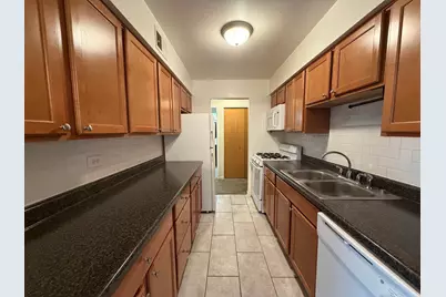 241 W Main Street #201, Lake Zurich, IL 60047 - Photo 3