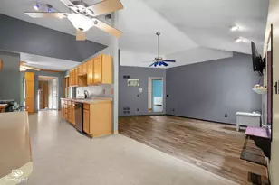 246 Teal Ln, Braidwood, IL 60408 - Photo 13