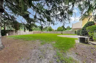 1910 E Robinhood Ln, Arlington Heights, IL 60004 - Photo 41
