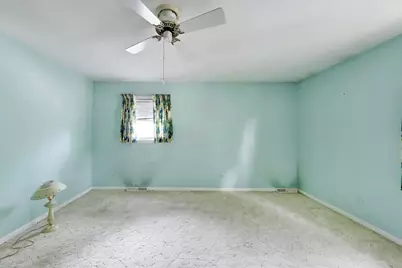 1910 E Robinhood Lane, Arlington Heights, IL 60004 - Photo 25