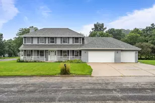 601 Fairpark Dr, Oregon, IL 61061 - Photo 1