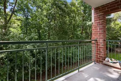 5360 N Lowell Avenue #311, Chicago, IL 60630 - Photo 11
