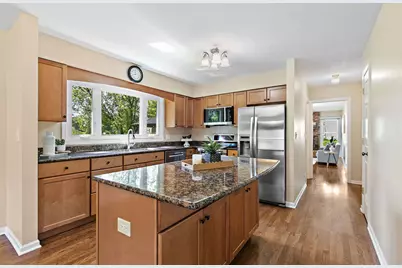 1341 S Parkview Terrace, Algonquin, IL 60102 - Photo 9