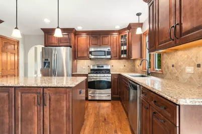 1225 Willowcrest Court, Aurora, IL 60504 - Photo 9