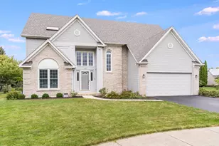1225 Willowcrest Ct, Aurora, IL 60504 - Photo 1