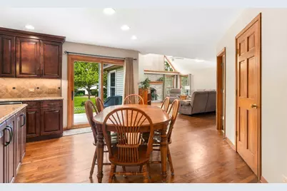 1225 Willowcrest Court, Aurora, IL 60504 - Photo 13
