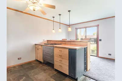 2350 South Street #D, Elgin, IL 60123 - Photo 7