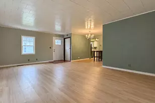 912 W Harvard St, Champaign, IL 61821 - Photo 5