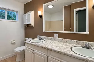 912 W Harvard St, Champaign, IL 61821 - Photo 11