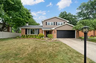 1621 Longmeadow Dr, Glenview, IL 60026 - Photo 39