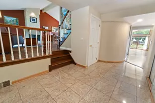 1621 Longmeadow Dr, Glenview, IL 60026 - Photo 3