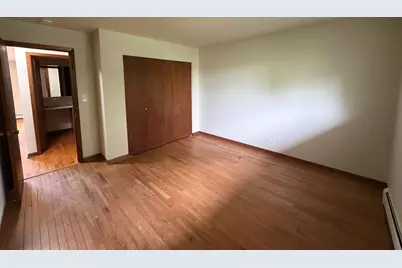 826 N Milwaukee Avenue #D2, Libertyville, IL 60048 - Photo 11