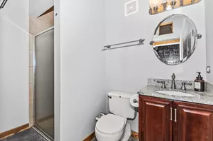 732 S Financial Pl, Chicago, IL 60605 - Photo 13
