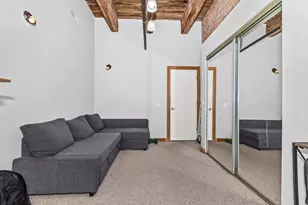 732 S Financial Pl, Chicago, IL 60605 - Photo 11