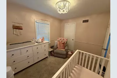 1518 W Iles Avenue, Springfield, IL 62704 - Photo 5