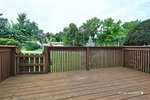 94 Charlotte Ct, Cary, IL 60013 - Photo 25