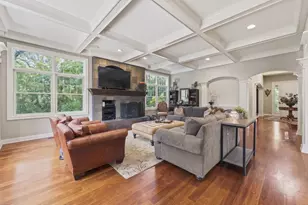 24145 W Milton Rd, Hawthorn Woods, IL 60047 - Photo 9