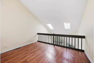 383 Kerry Court, Carol Stream, IL 60188 - Photo 11
