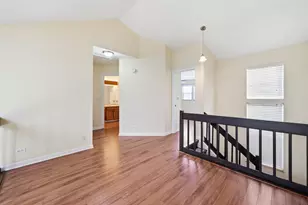 383 Kerry Ct, Carol Stream, IL 60188 - Photo 13