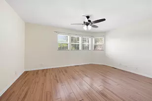 383 Kerry Ct, Carol Stream, IL 60188 - Photo 15