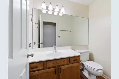 383 Kerry Court, Carol Stream, IL 60188 - Photo 9