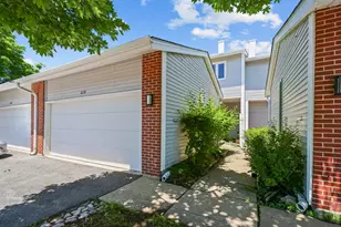 628 Martin Ln, Deerfield, IL 60015 - Photo 3
