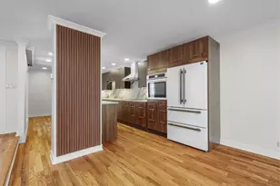 628 Martin Ln, Deerfield, IL 60015 - Photo 11