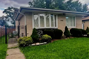 6436 W 89th Pl, Oak Lawn, IL 60453 - Photo 1