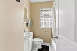 5364 N Latrobe Ave, Chicago, IL 60630 - Photo 19