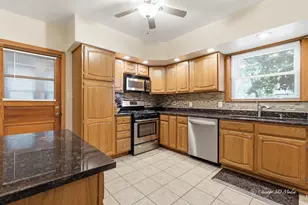 5364 N Latrobe Ave, Chicago, IL 60630 - Photo 11