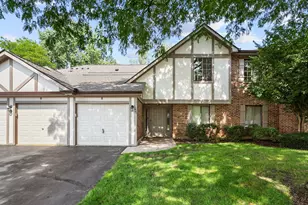 2249 N Enlund Dr, Palatine, IL 60074 - Photo 1