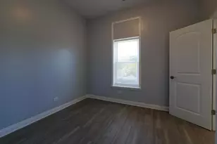 943 W 59th St, Chicago, IL 60621 - Photo 7