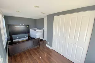 4610 N Harding Ave, Chicago, IL 60625 - Photo 5