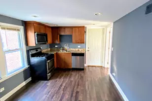 4610 N Harding Ave, Chicago, IL 60625 - Photo 3