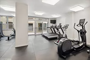 125 S Jefferson St, Chicago, IL 60661 - Photo 23