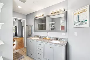 1325 S Claremont Ave, Chicago, IL 60608 - Photo 15