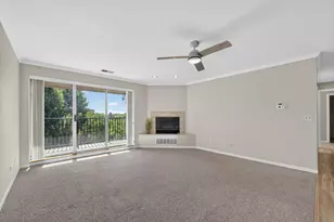 815 Leicester Rd, Elk Grove Village, IL 60007 - Photo 15