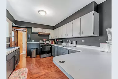 2139 Cherry Avenue, Hanover Park, IL 60133 - Photo 5