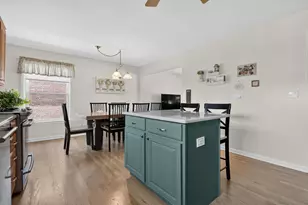 7005 W Sunnyside Ave, Norridge, IL 60706 - Photo 13