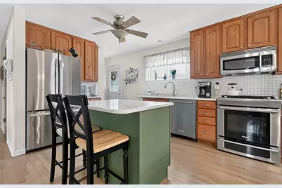 7005 W Sunnyside Avenue, Norridge, IL 60706 - Photo 15